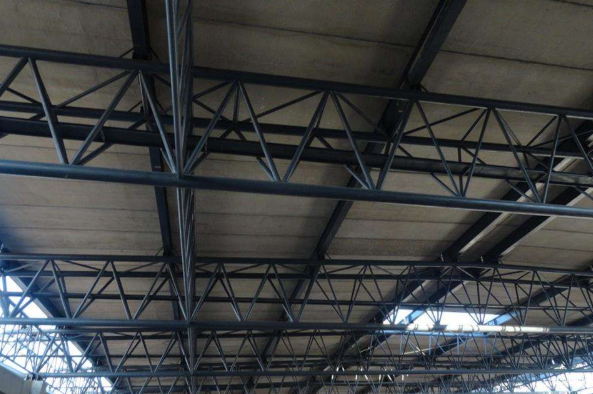 苏州如何区分管廊钢结构与桁架结构的管道支架